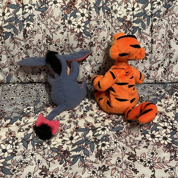 Tigger & Eyore stuffed bean bag toy-from winnie the pooh-Mattel, Disney - Picture 4 of 8